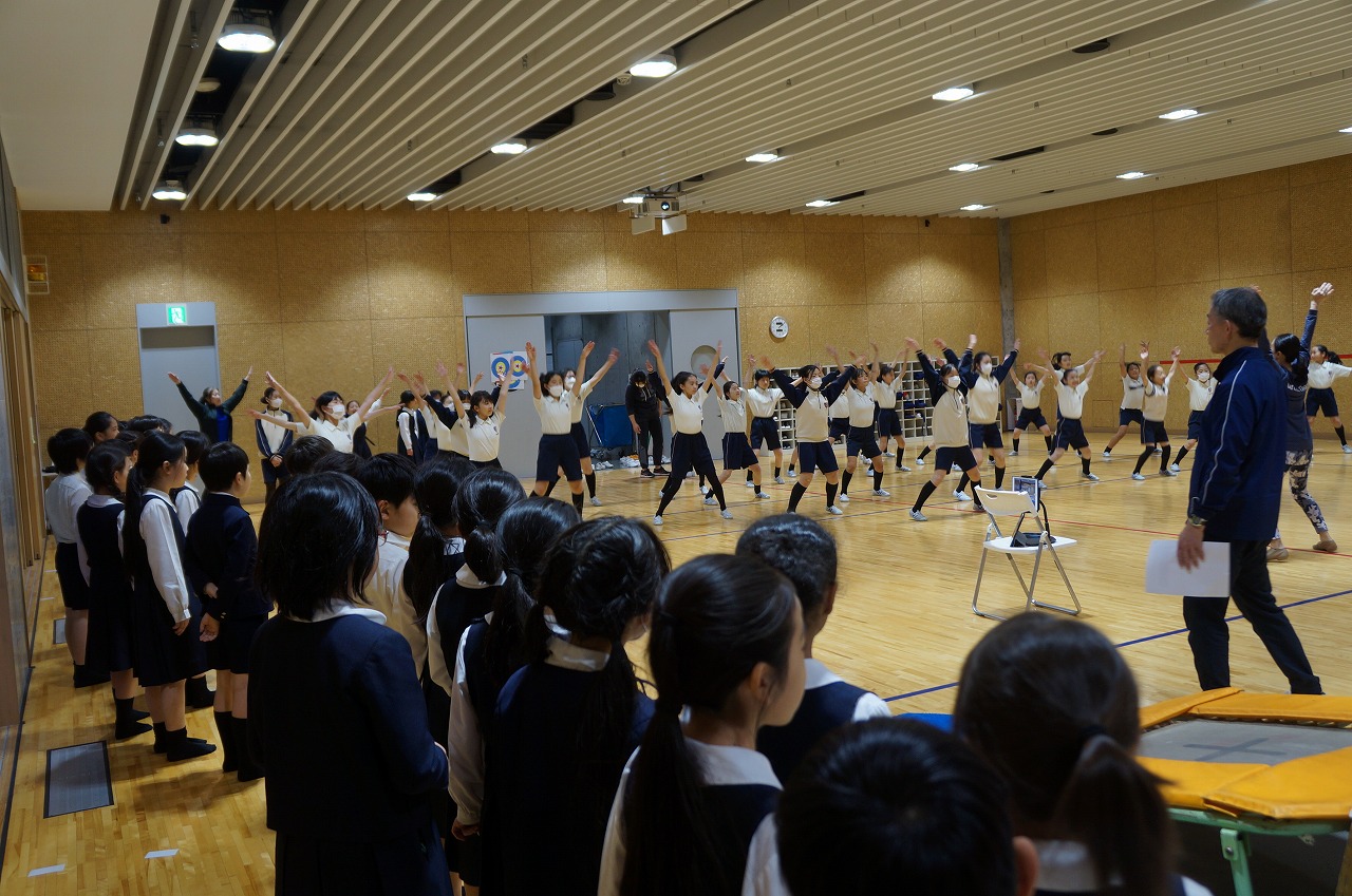 昭和　小学生 コース別体育・特別クラブ活動の見学 | 昭和女子大学附属昭和小学校